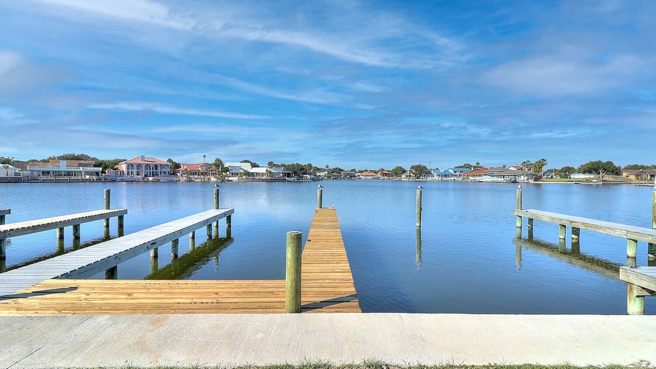 Photo of Others in Harbor Oaks