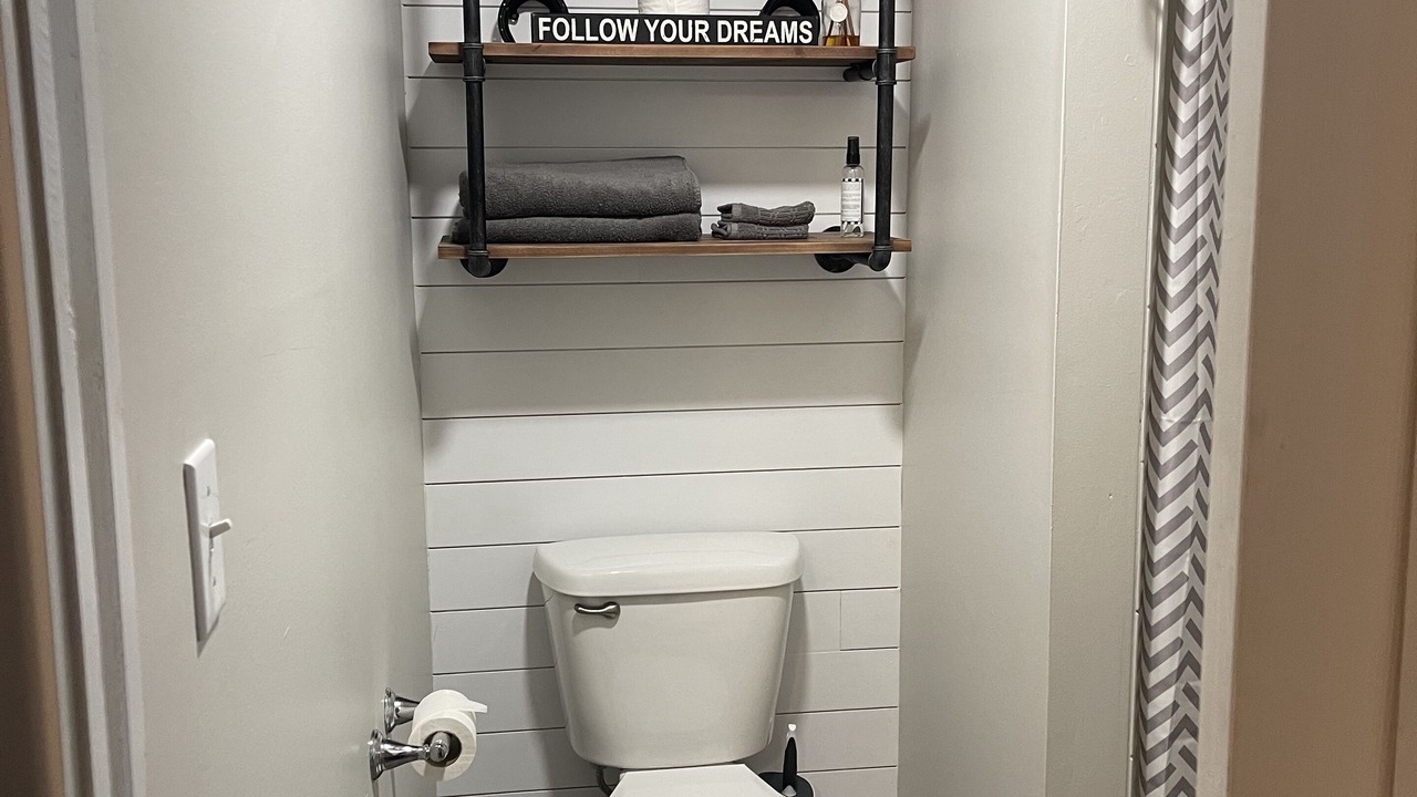 Photo of Bathroom in Batavia