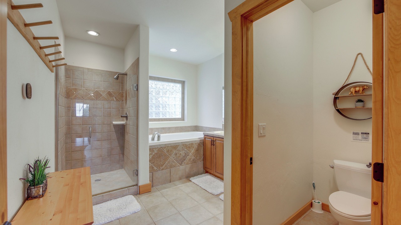 Photo of Bathroom in Grand Lake
