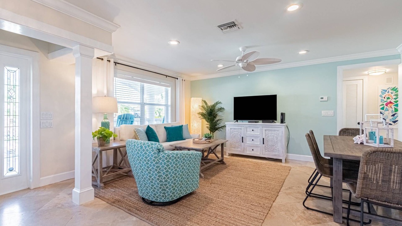 Photo of Livingroom in Naples Park
