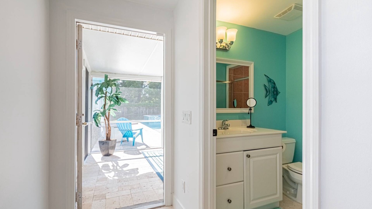 Photo of Bathroom in Naples Park