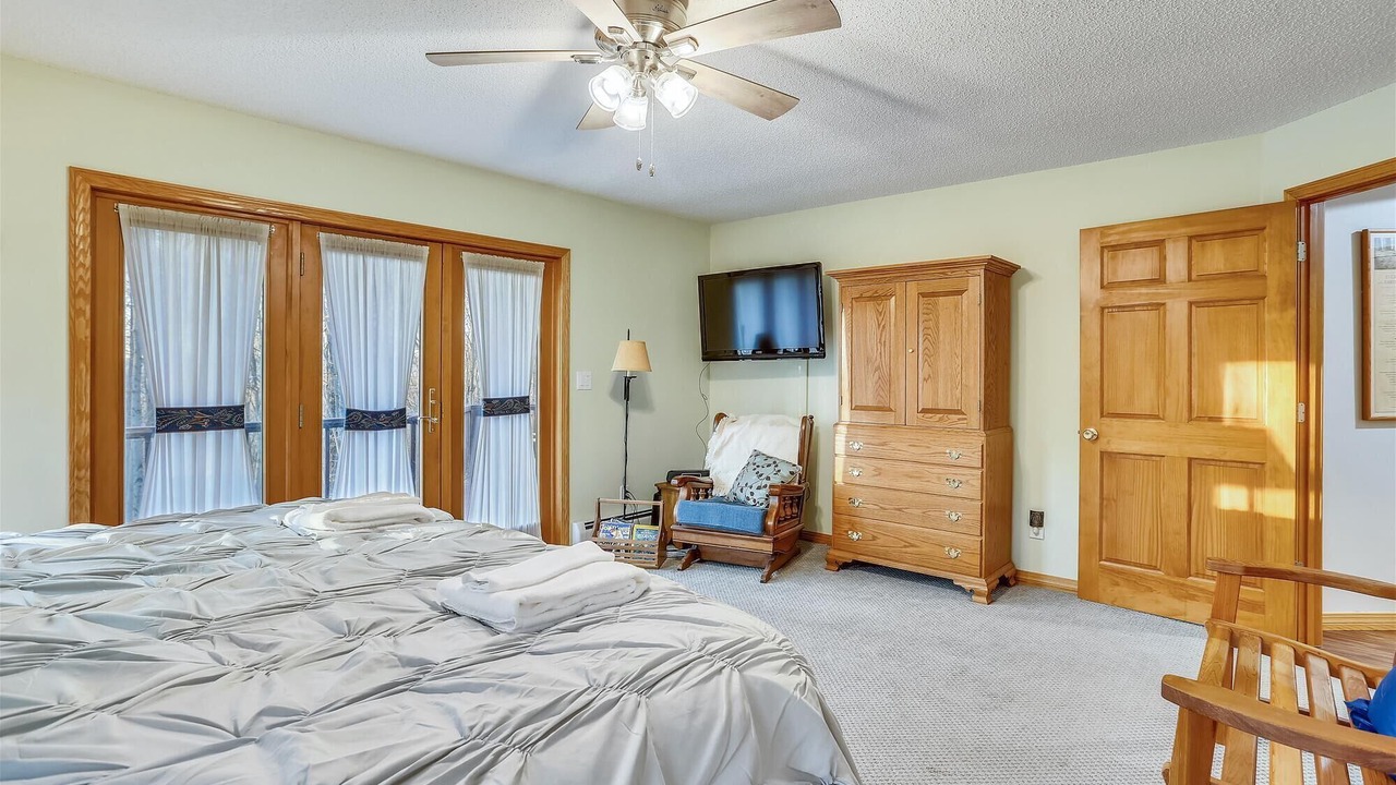 Photo of Bedroom in Old Timberline