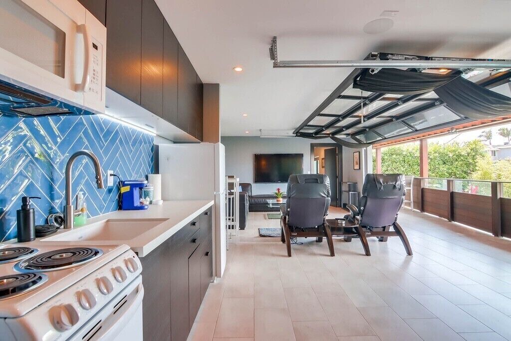 Photo of Bedroom in Sunset Cliffs