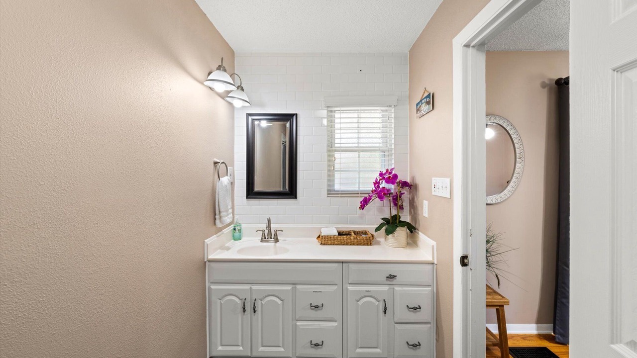 Photo of Bathroom in Ashley Oaks