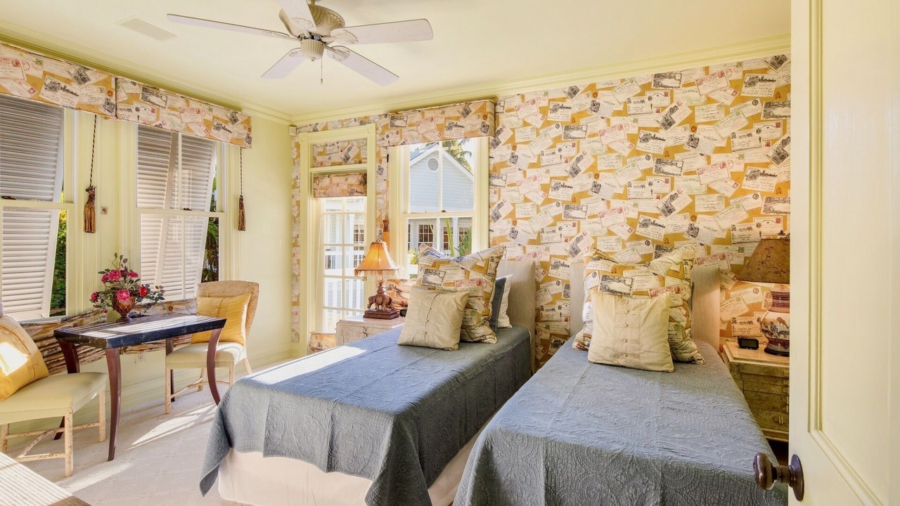 Photo of Bedroom in Bahama Village