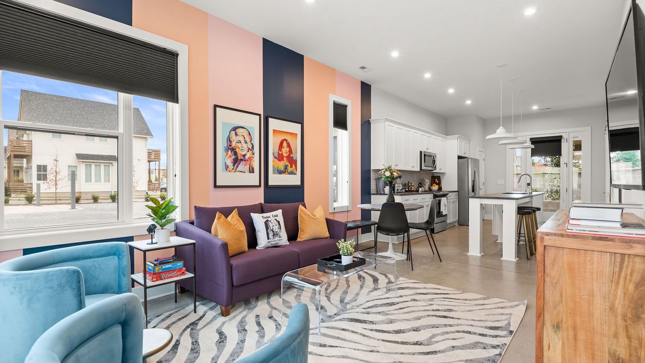 Photo of Livingroom in Urbandale Nations