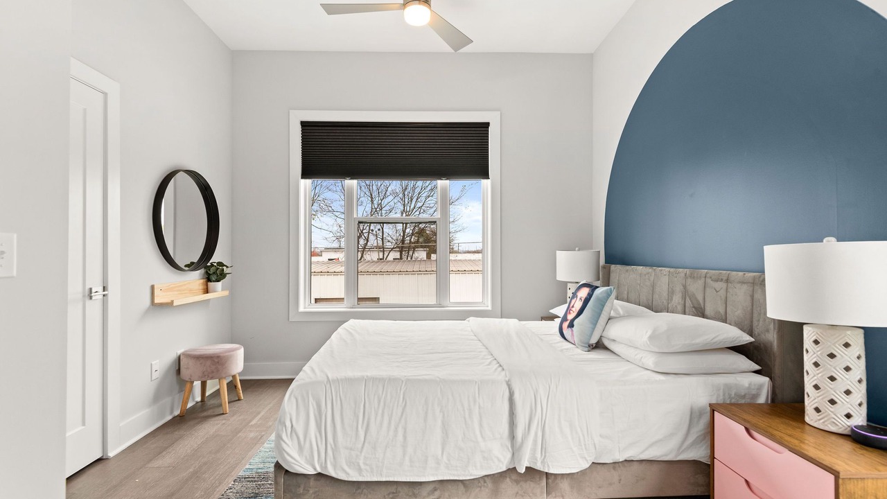Photo of Bedroom in Urbandale Nations