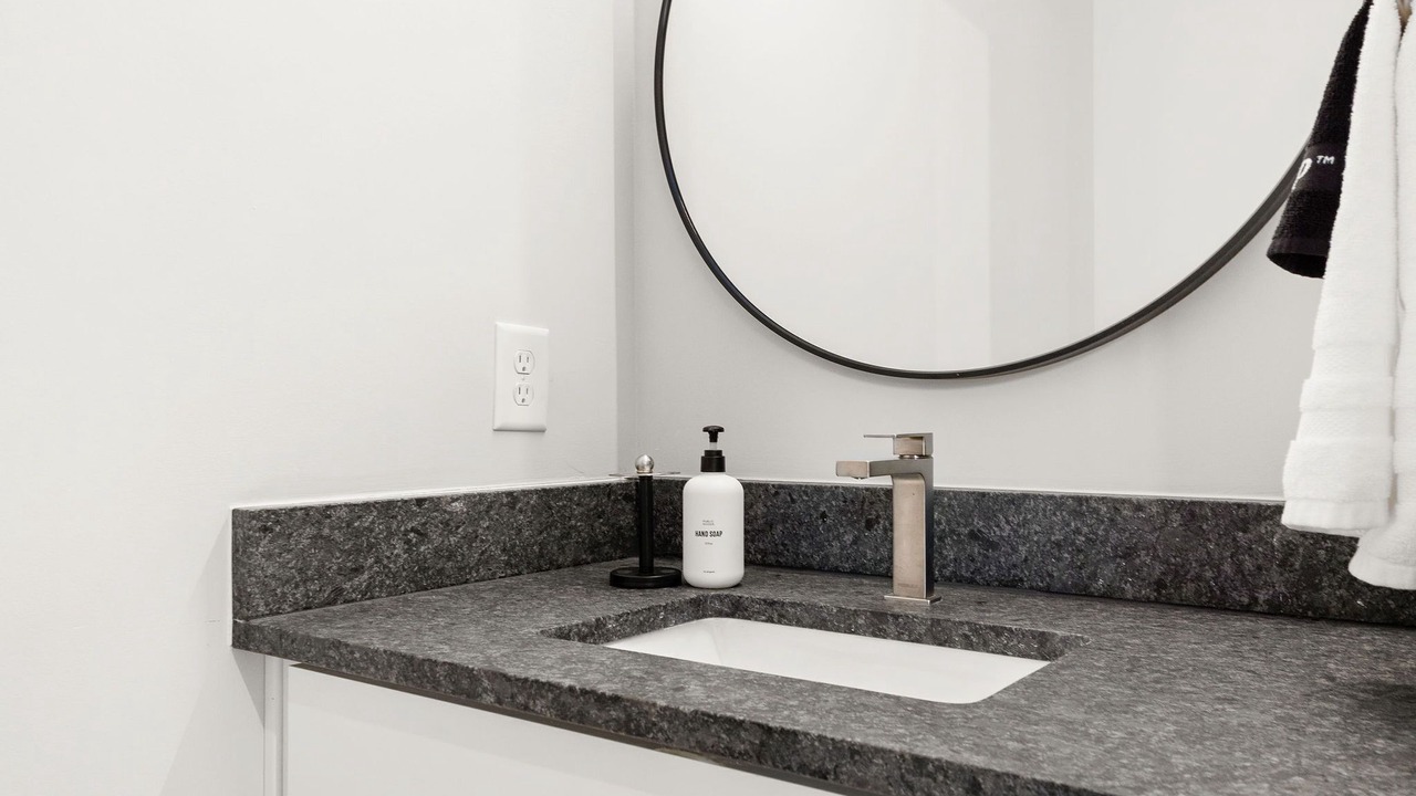 Photo of Bathroom in Urbandale Nations