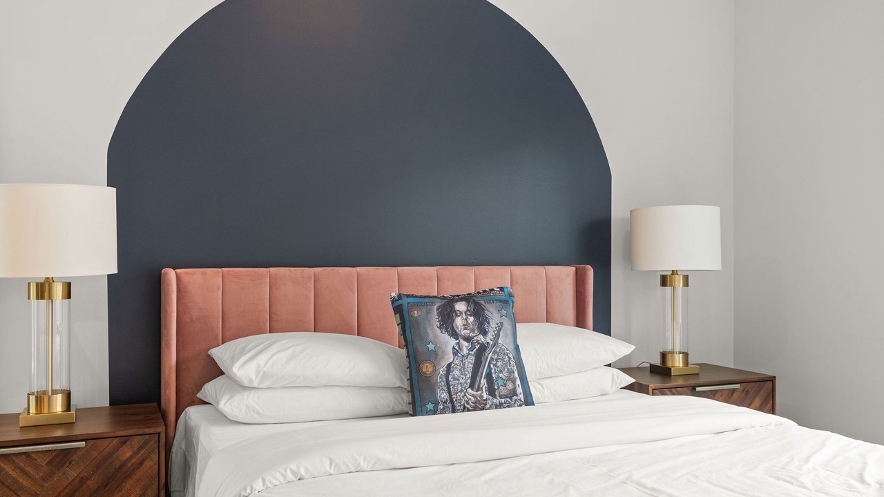 Photo of Bedroom in Urbandale Nations