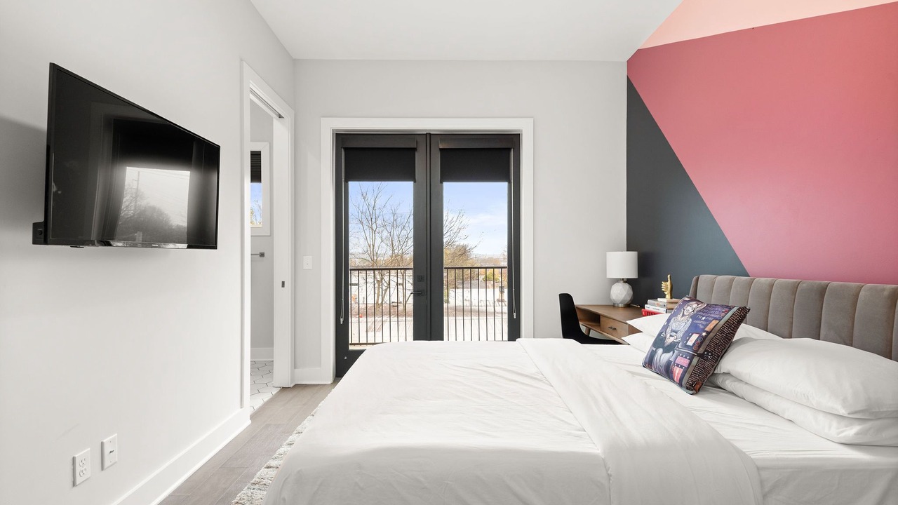Photo of Bedroom in Urbandale Nations