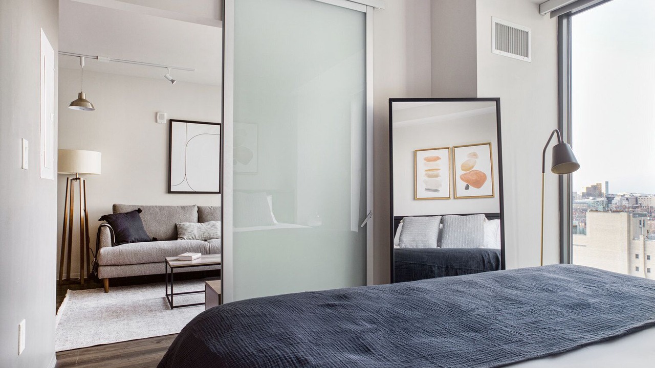 Photo of Bedroom in Theatre District
