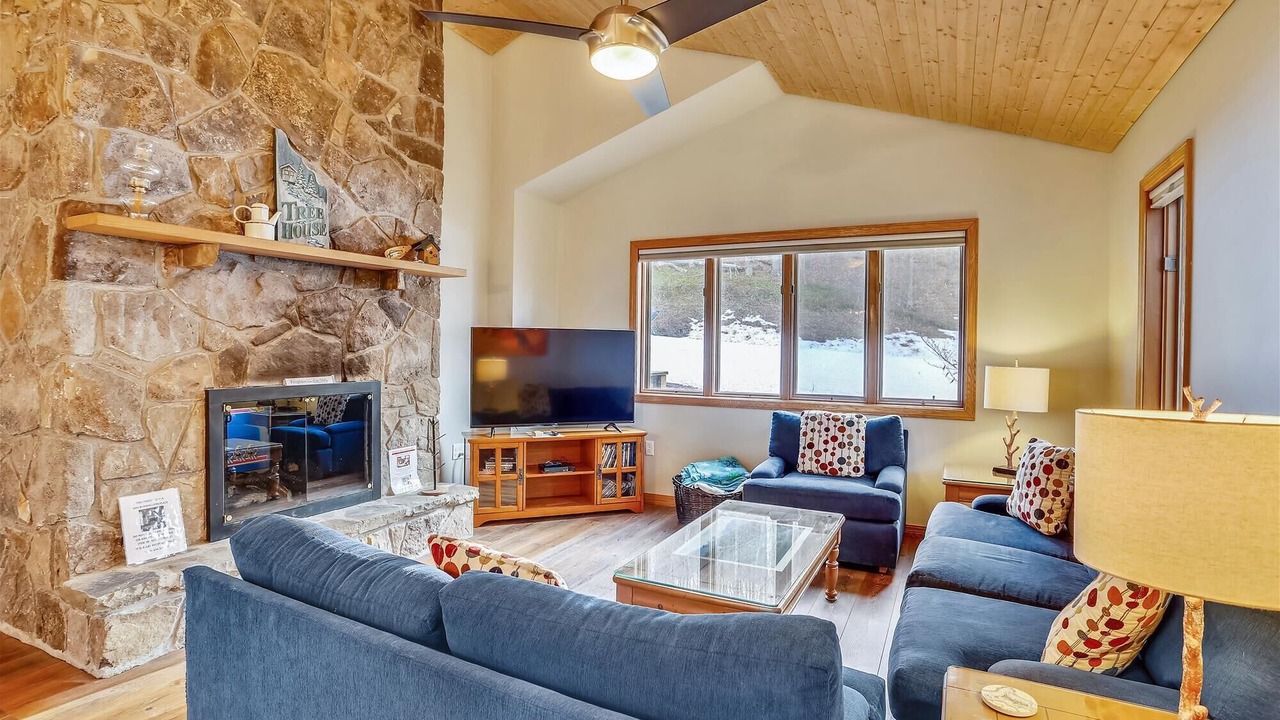 Photo of Livingroom in Northface