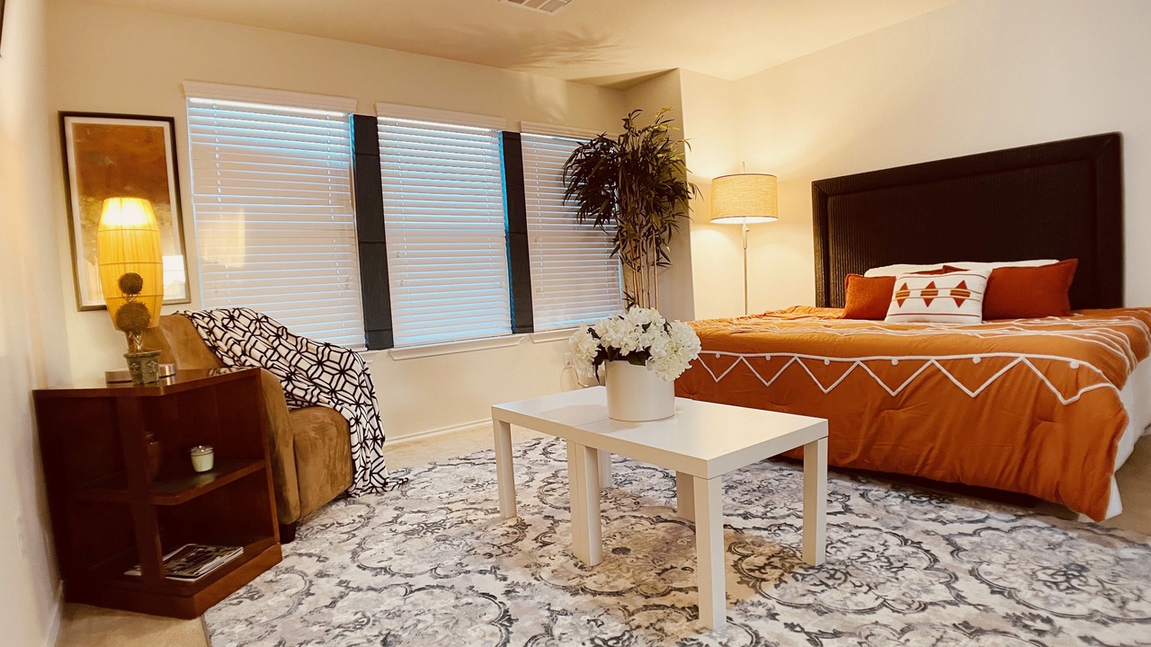Photo of Bedroom in McNeil