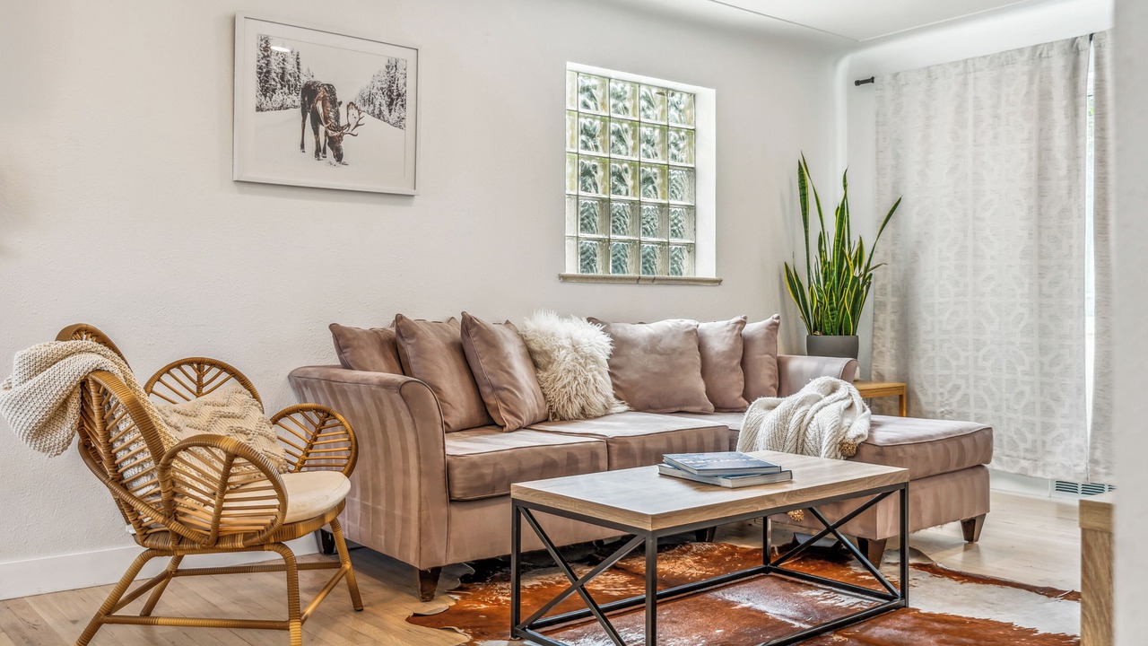 Photo of Livingroom in Skyland