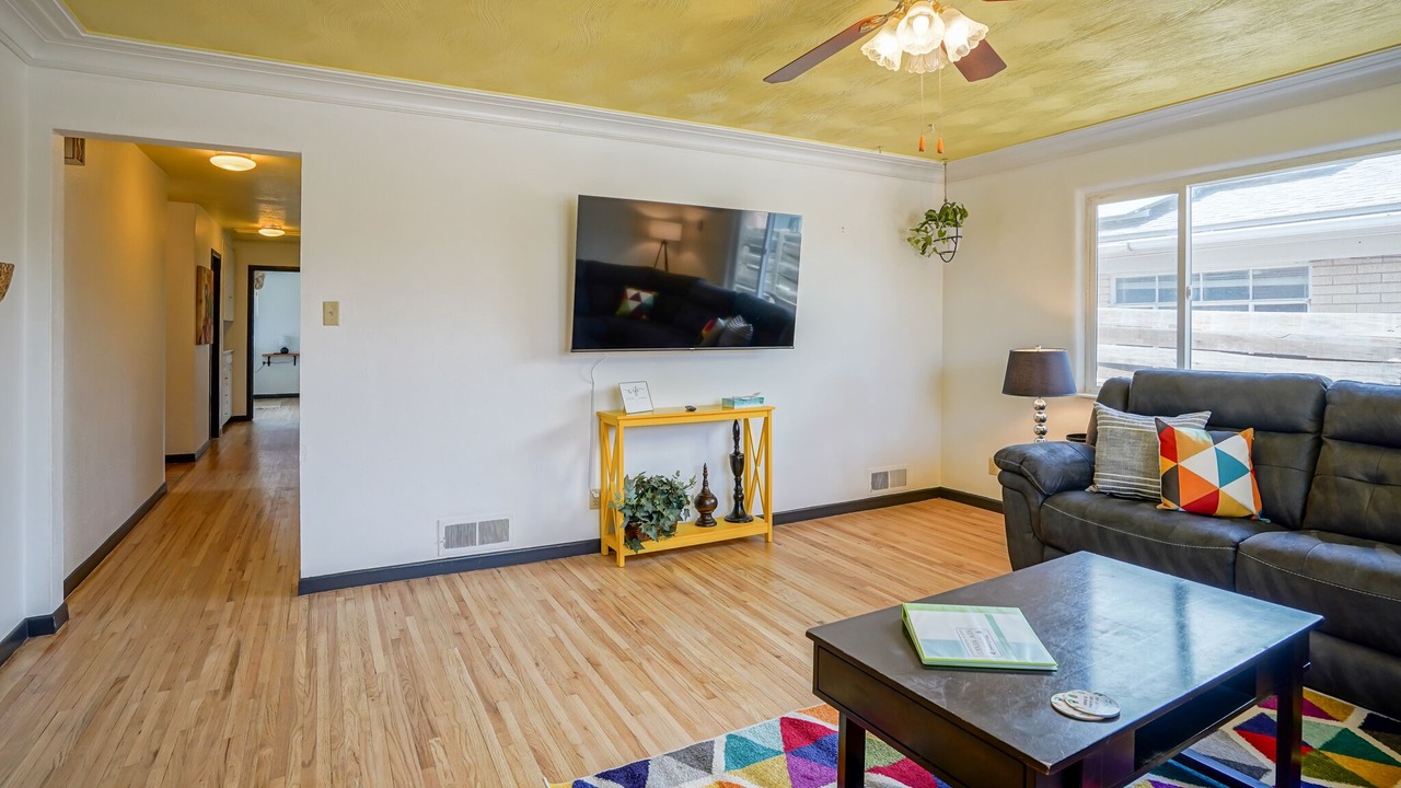 Photo of Bedroom in Nob Hill