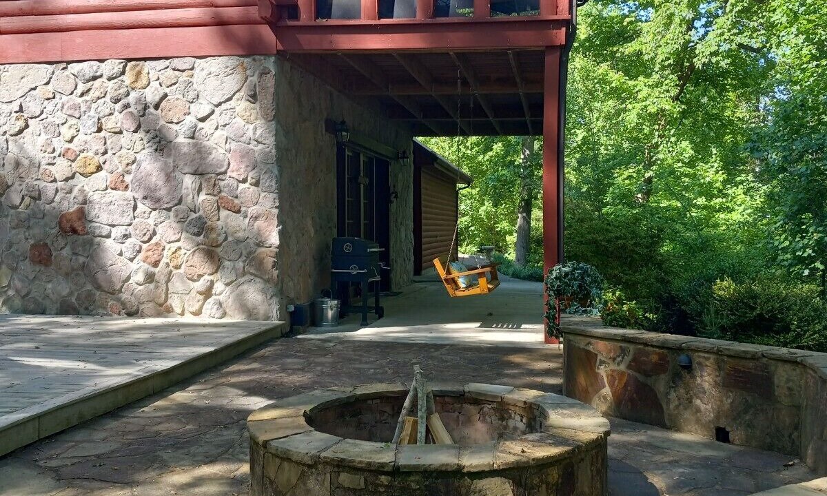 Photo of Patio Balcony in Ten Mile
