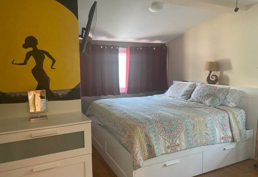 Photo of Bedroom in Long Beach