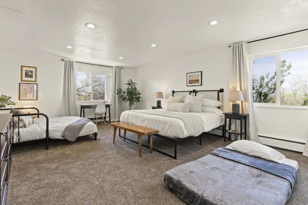 Photo of Bedroom in Centerville