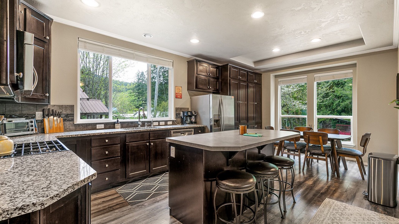 Photo of Kitchen in Skykomish