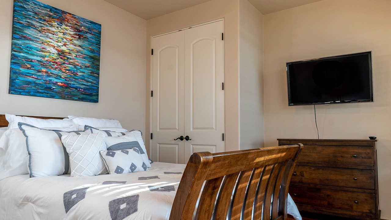 Photo of Bedroom in Brooks Hollow