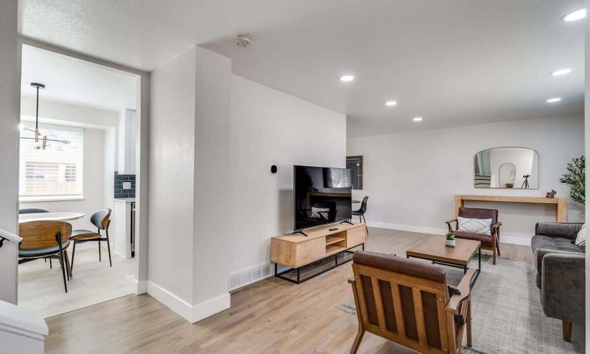 Photo of Livingroom in Northwest Arvada