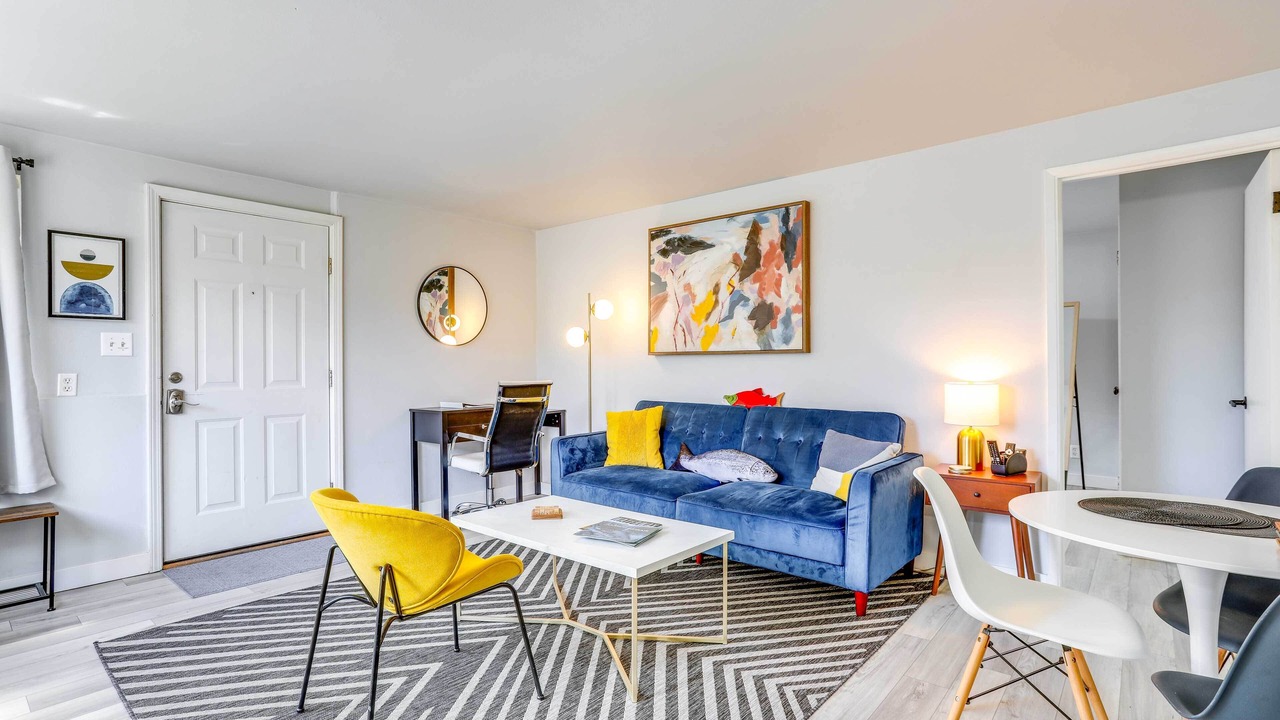 Photo of Livingroom in Old Ballard