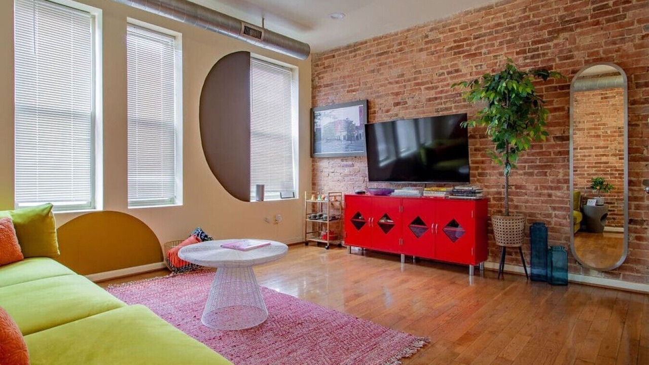 Photo of Livingroom in Downtown Baltimore