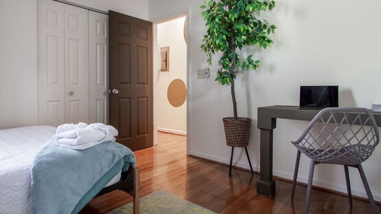 Photo of Bedroom in Downtown Baltimore