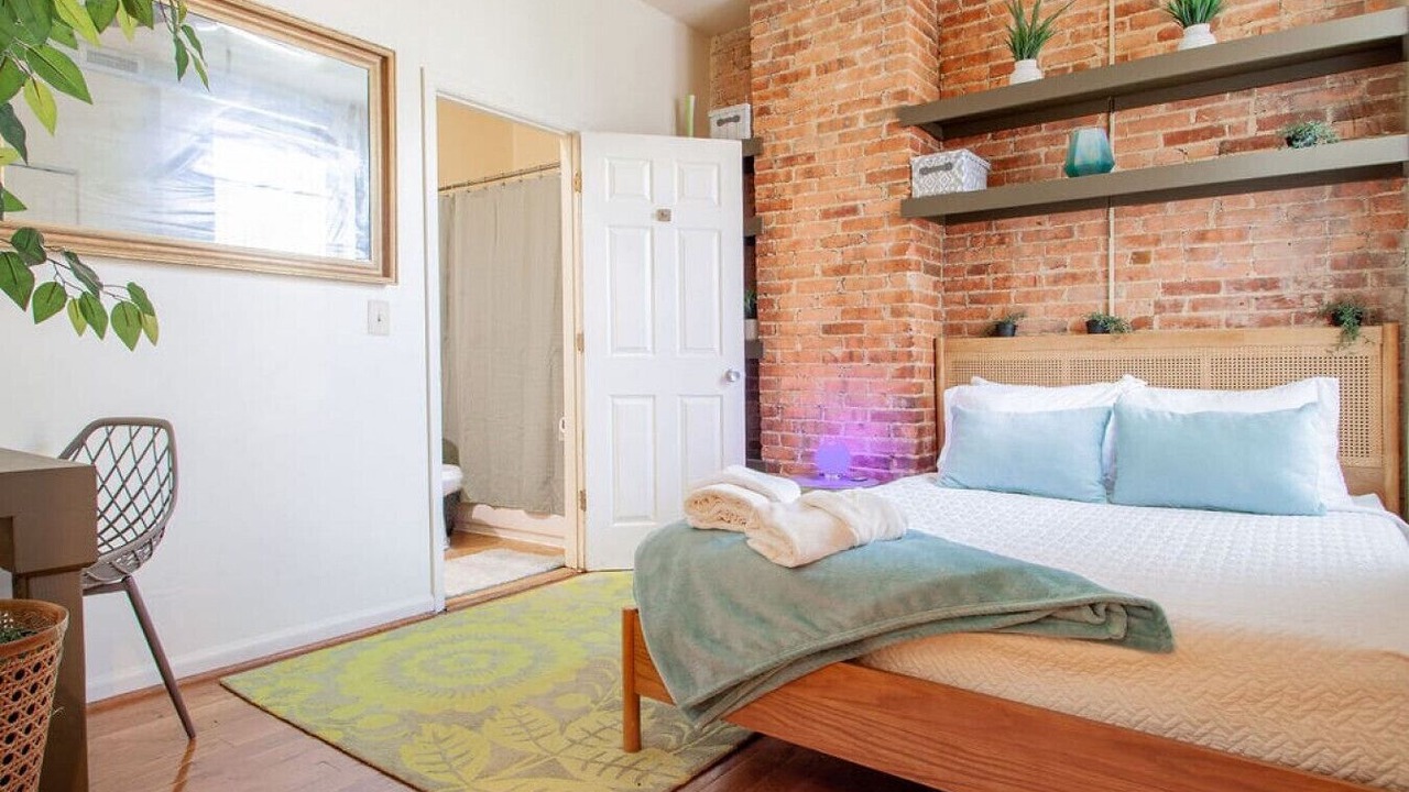 Photo of Bedroom in Downtown Baltimore