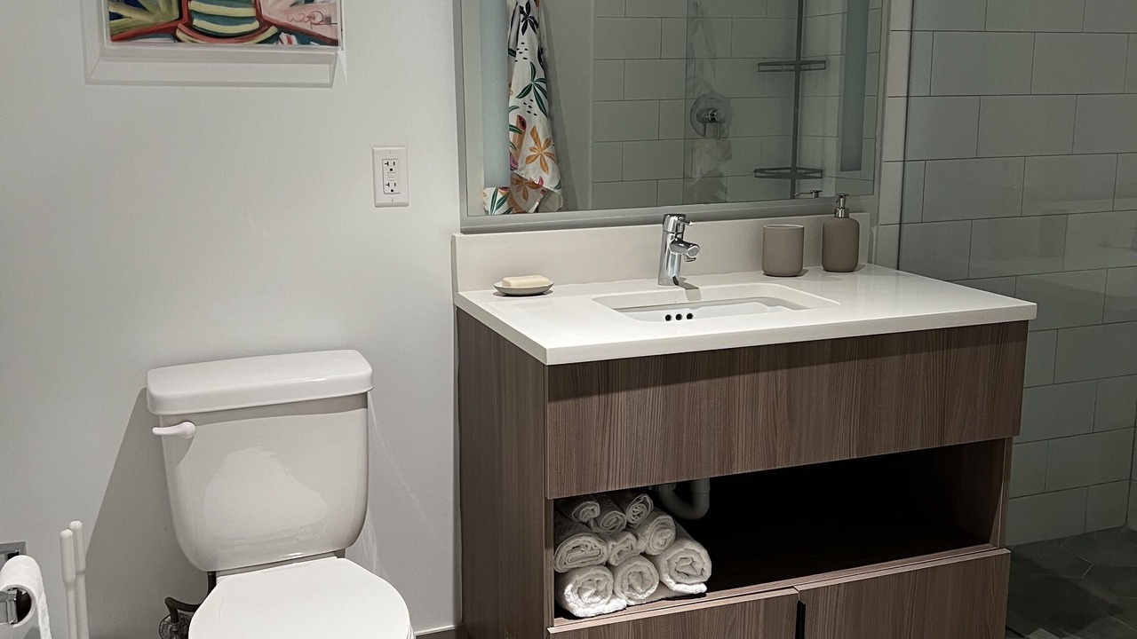 Photo of Bathroom in Sailboat Bend