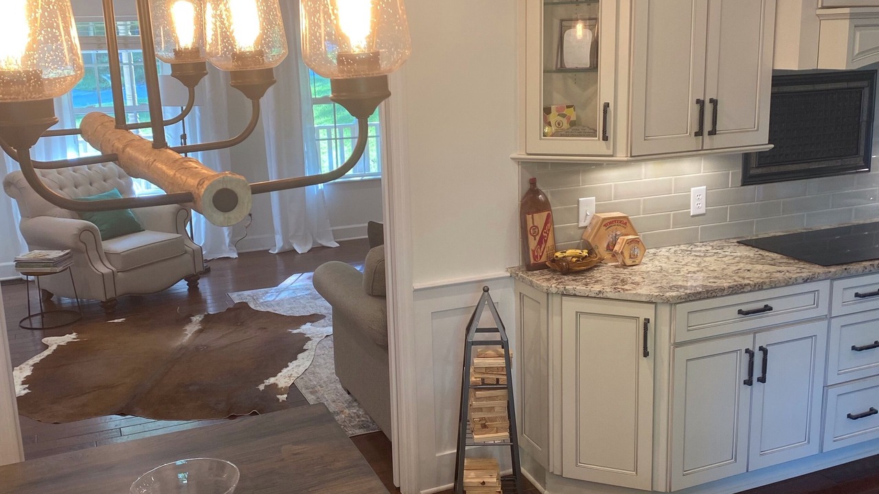 Photo of Bedroom in Ashley Oaks