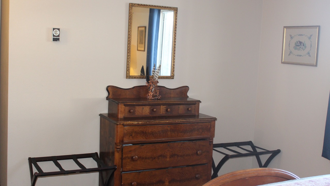 Photo of Bedroom in Eagle Nest