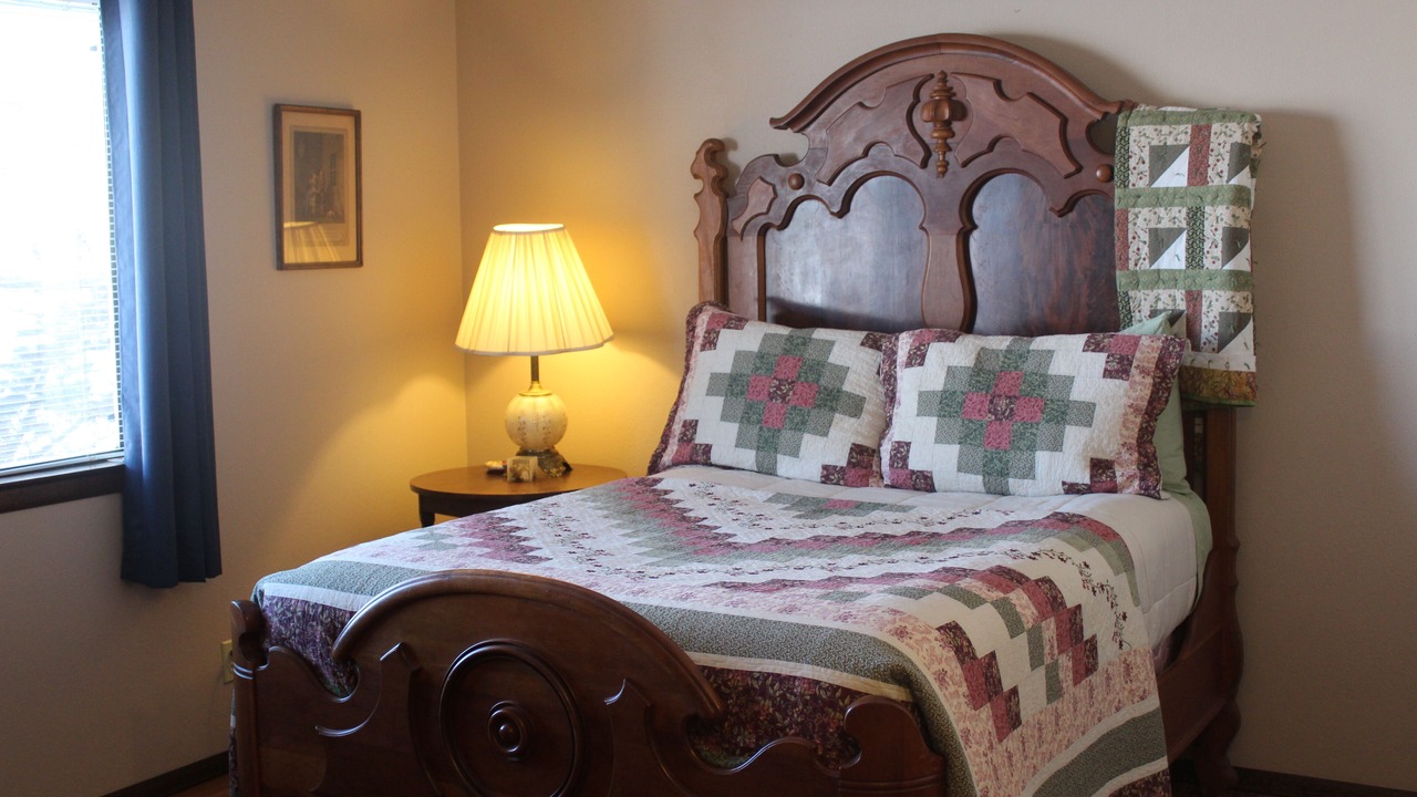 Photo of Bedroom in Eagle Nest