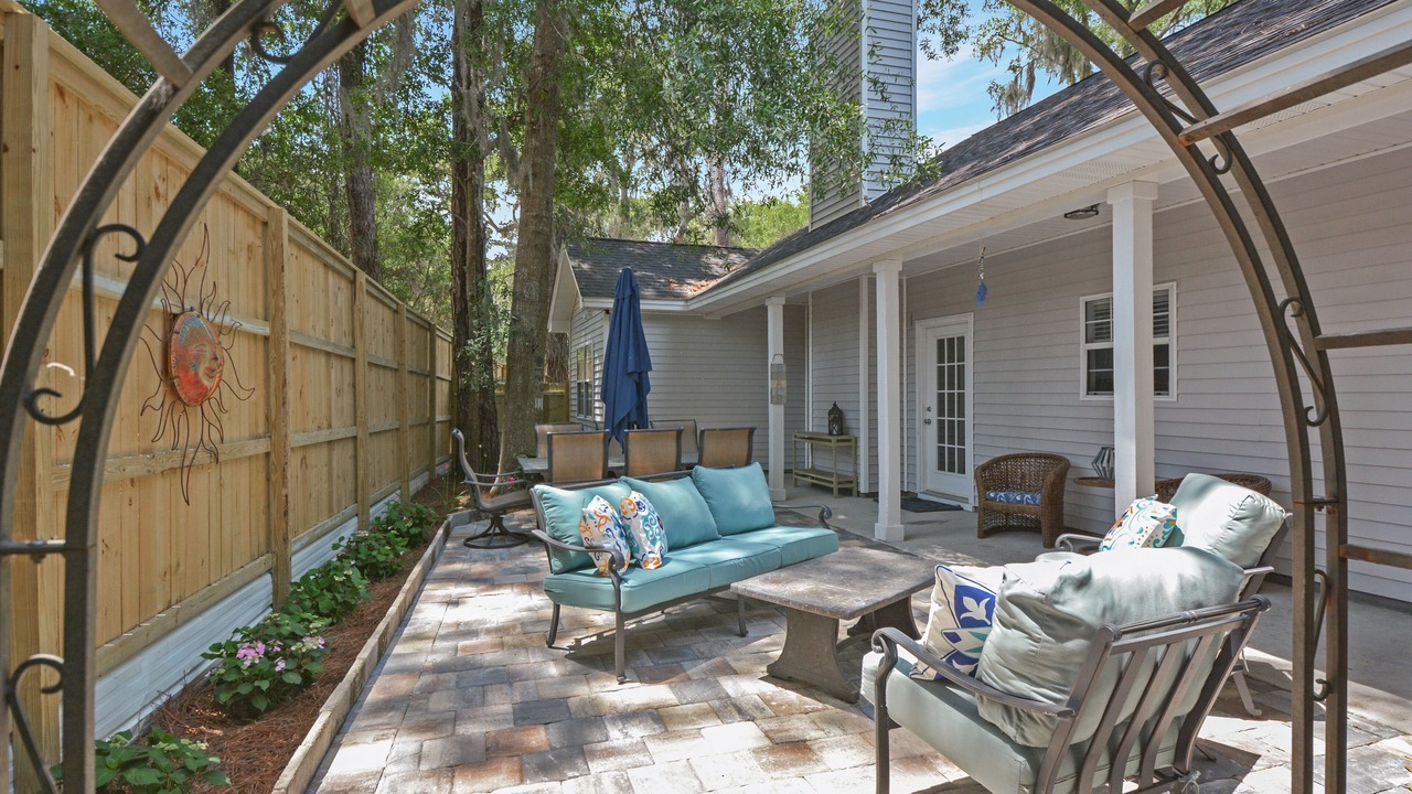 Photo of Patio Balcony in St. Simons Island