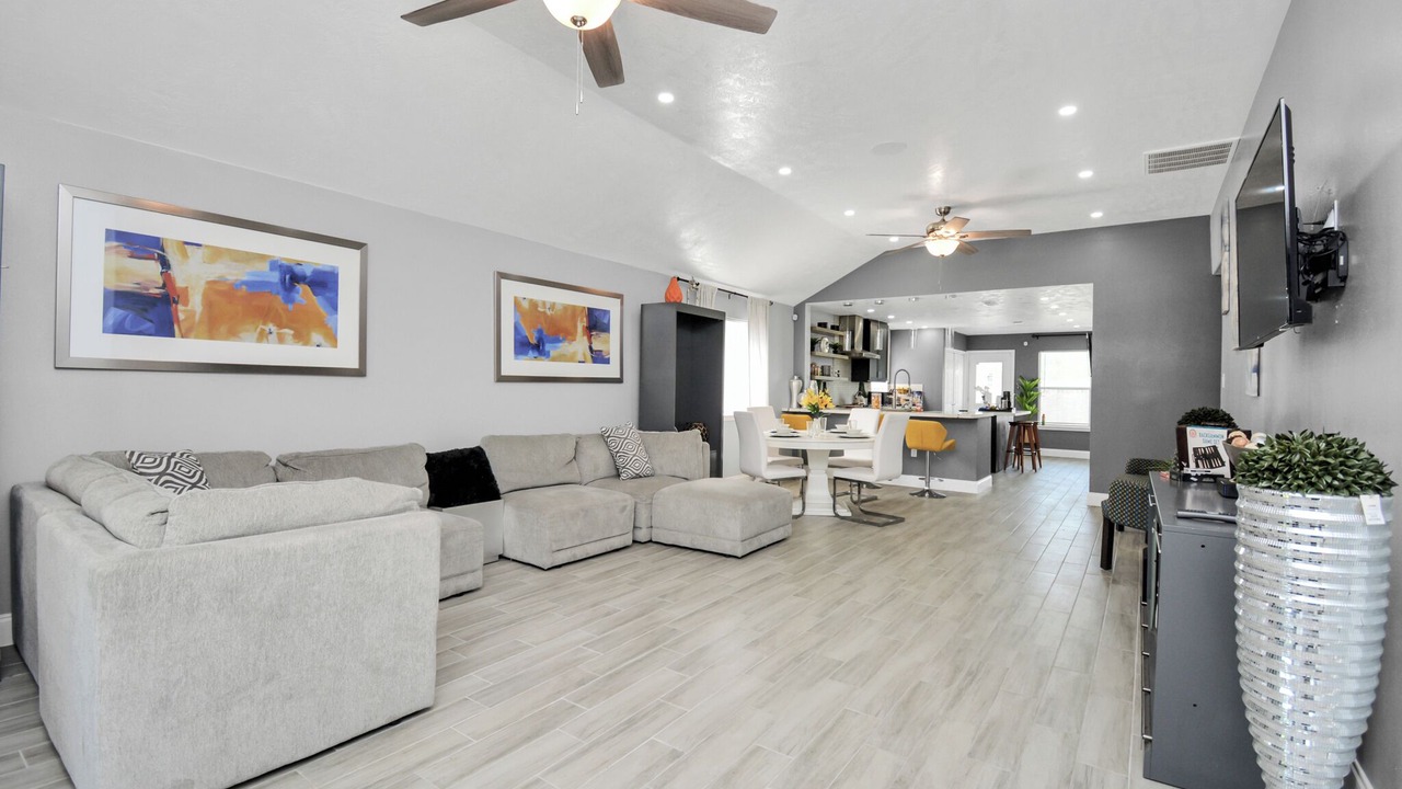 Photo of Livingroom in Houston