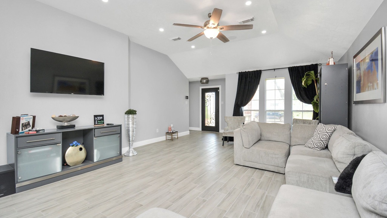 Photo of Livingroom in Houston
