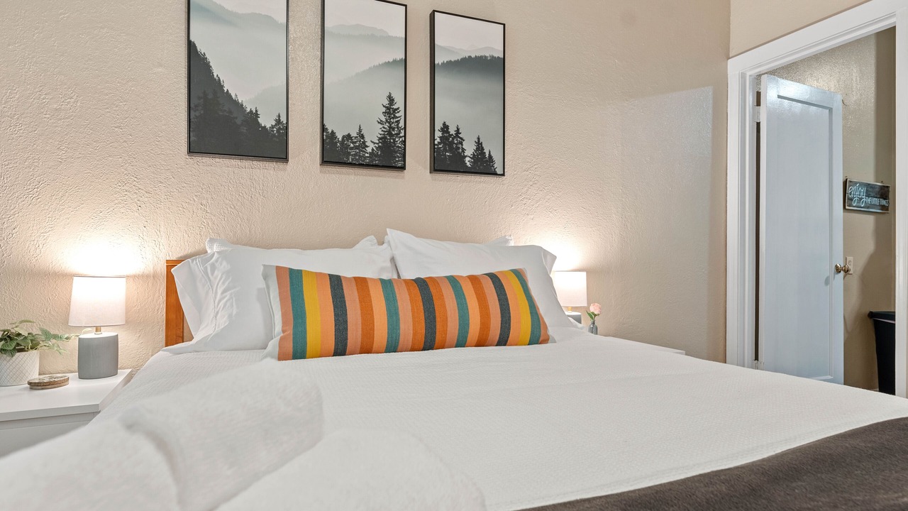Photo of Bedroom in Midtown Sacramento