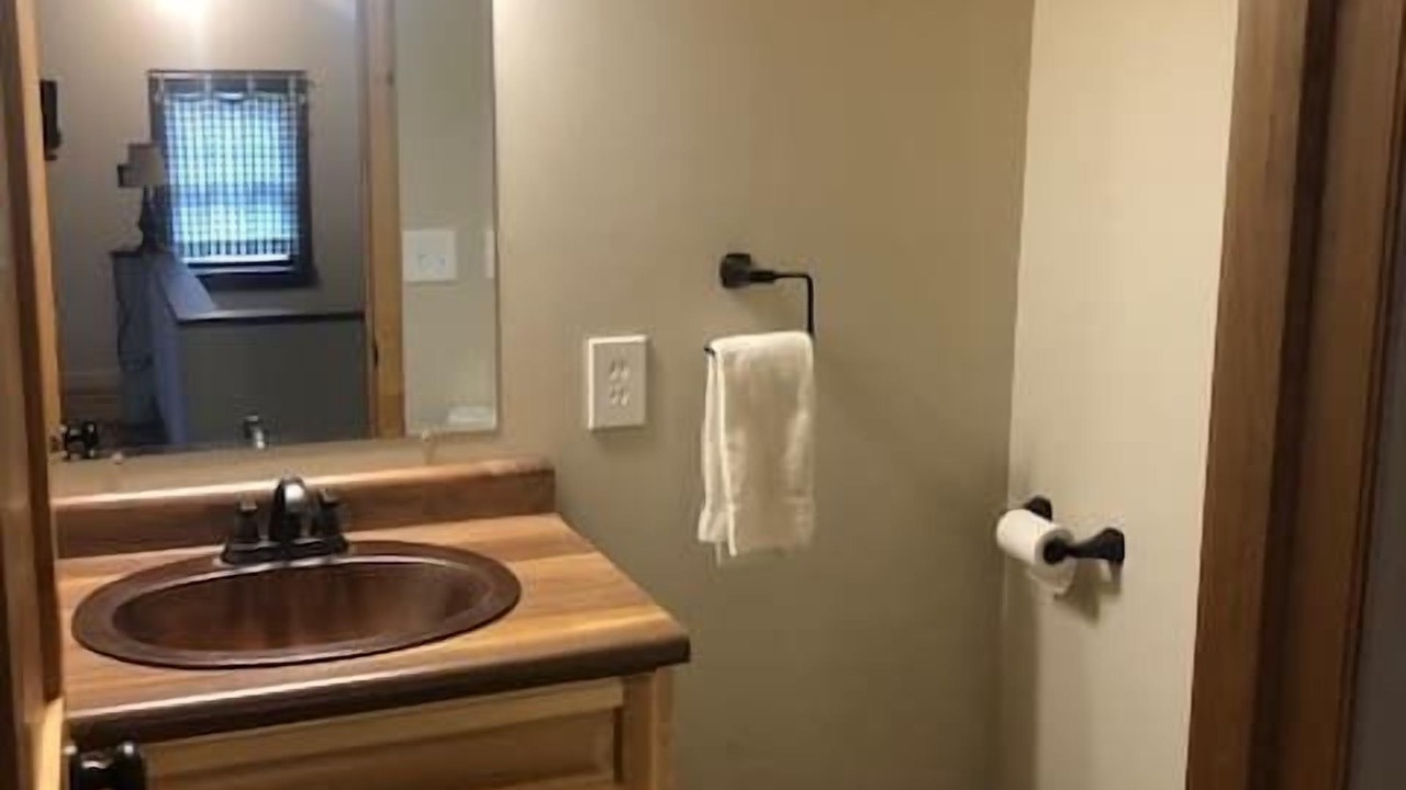Photo of Bathroom in Arbor Vitae