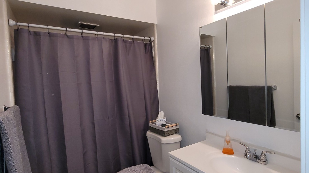 Photo of Bathroom in Corrales