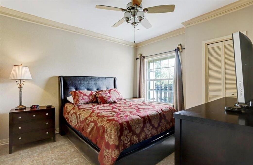 Photo of Bedroom in Uptown