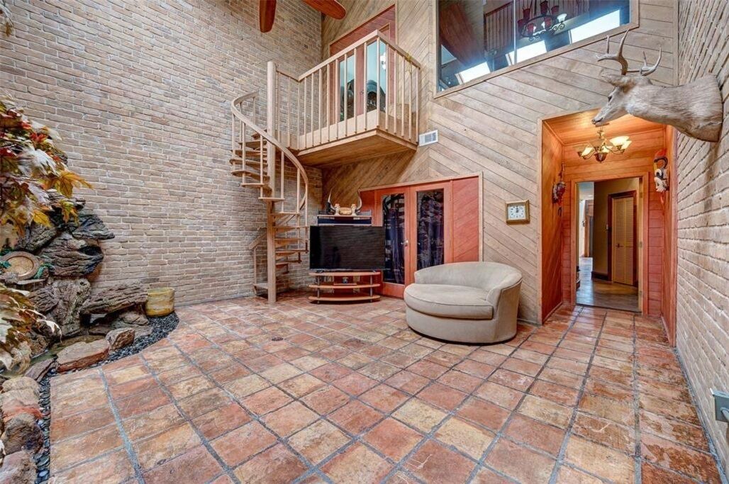 Photo of Livingroom in Uptown