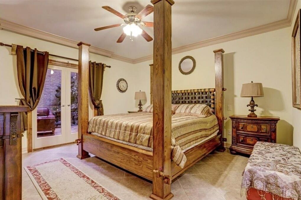Photo of Bedroom in Uptown
