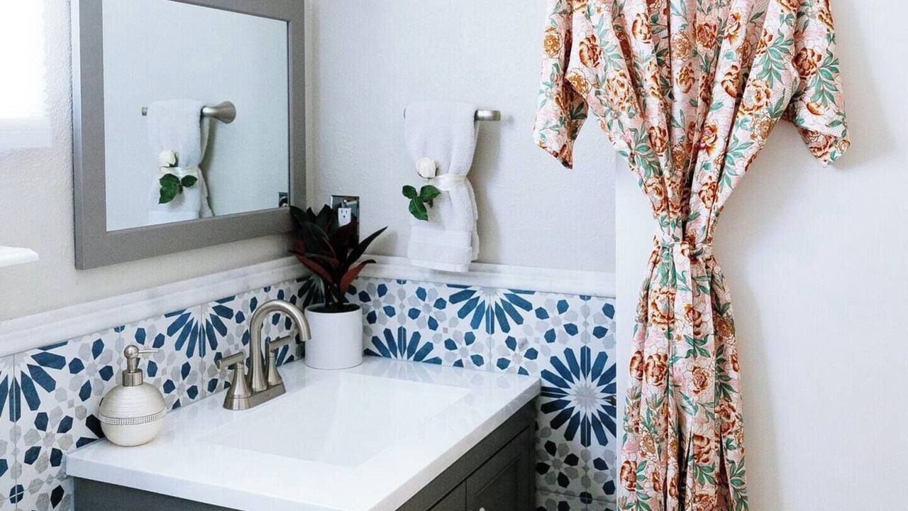 Photo of Bathroom in Rio Grande Blvd