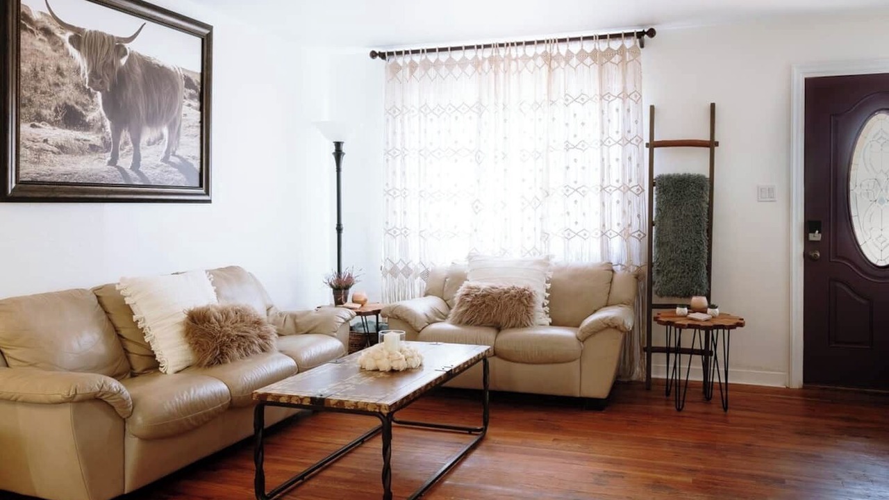 Photo of Bedroom in Rio Grande Blvd