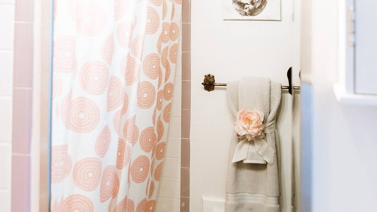Photo of Bathroom in Rio Grande Blvd