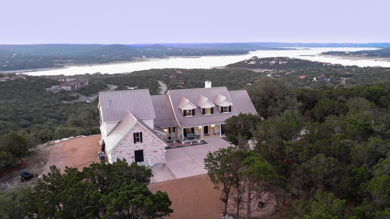 Photo of Outdoor in Northshore On Lake Travis