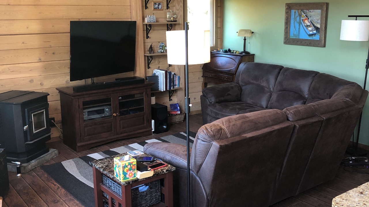 Photo of Livingroom in Oak Harbor