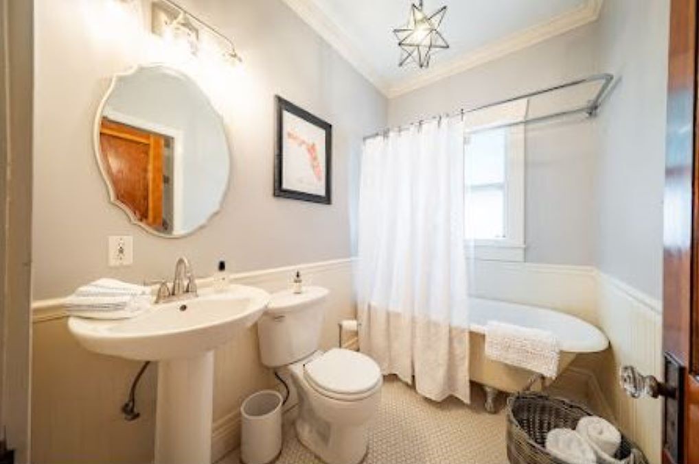 Photo of Bathroom in Cocoa