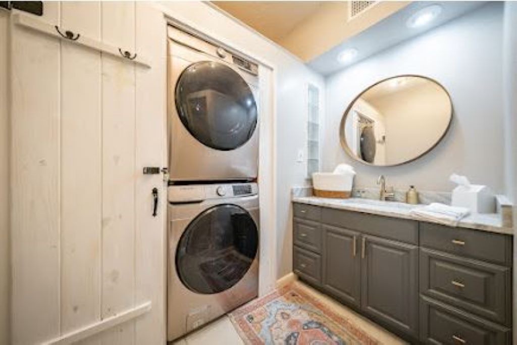 Photo of Bathroom in Cocoa