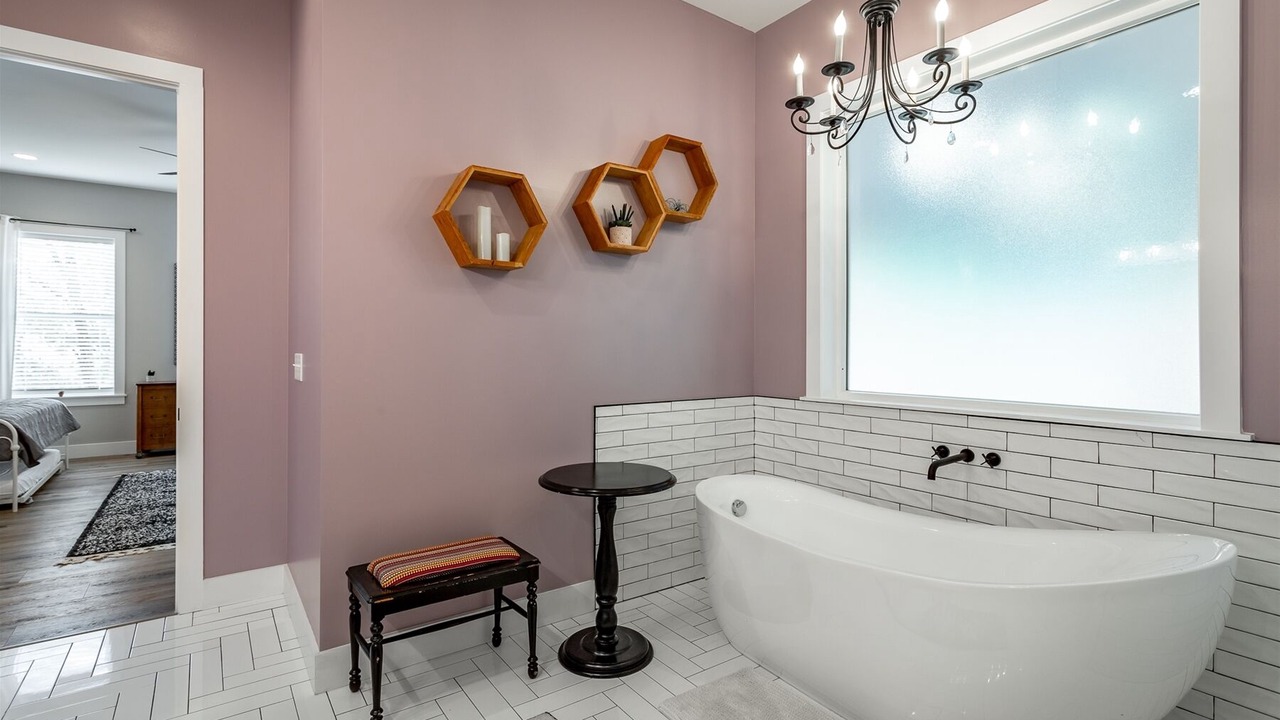 Photo of Bathroom in Chattanooga Valley